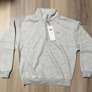 ALO Yoga Men's Light Gray Zip-Up Sweater
